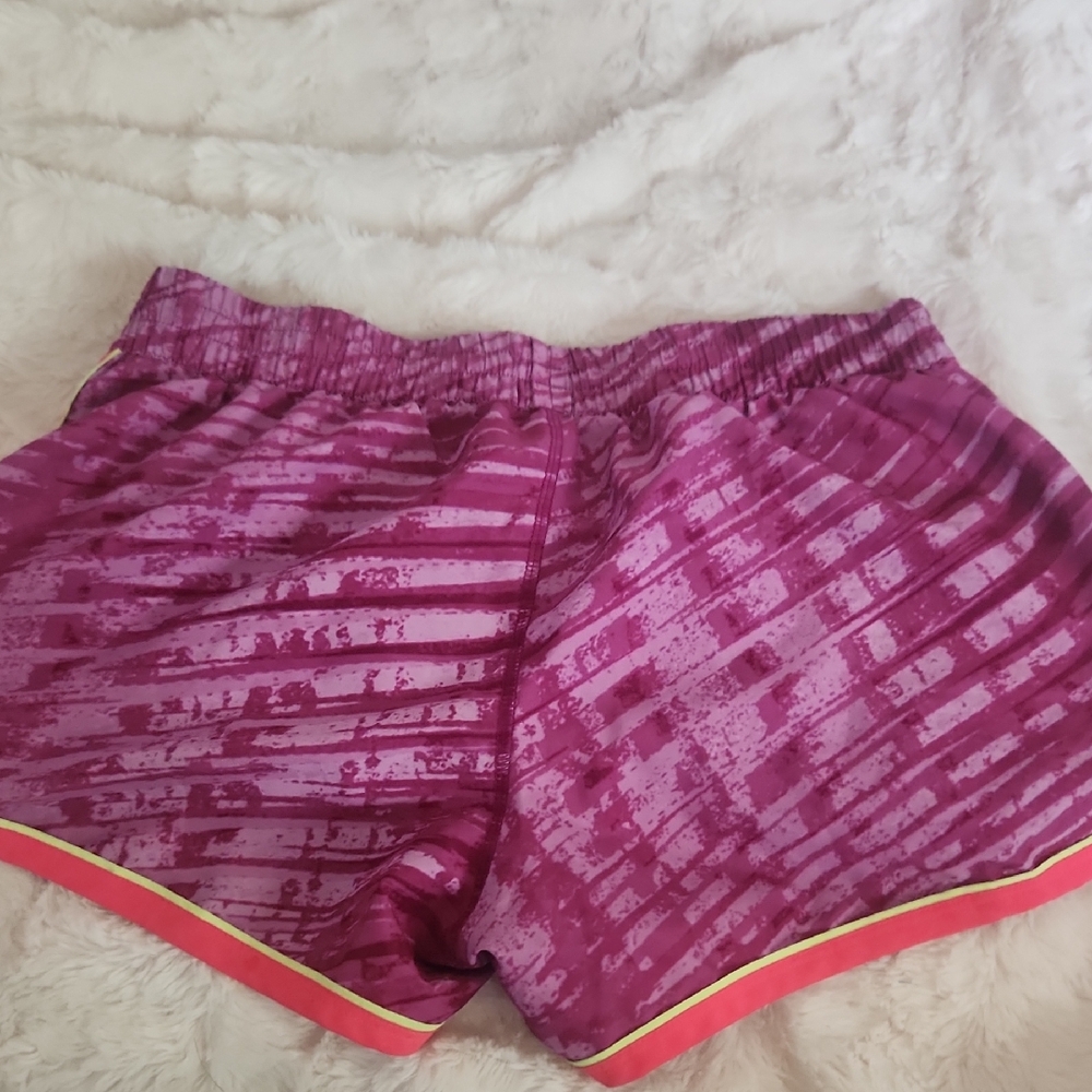 Under Armour Women's Magenta Patterned Athletic Shorts